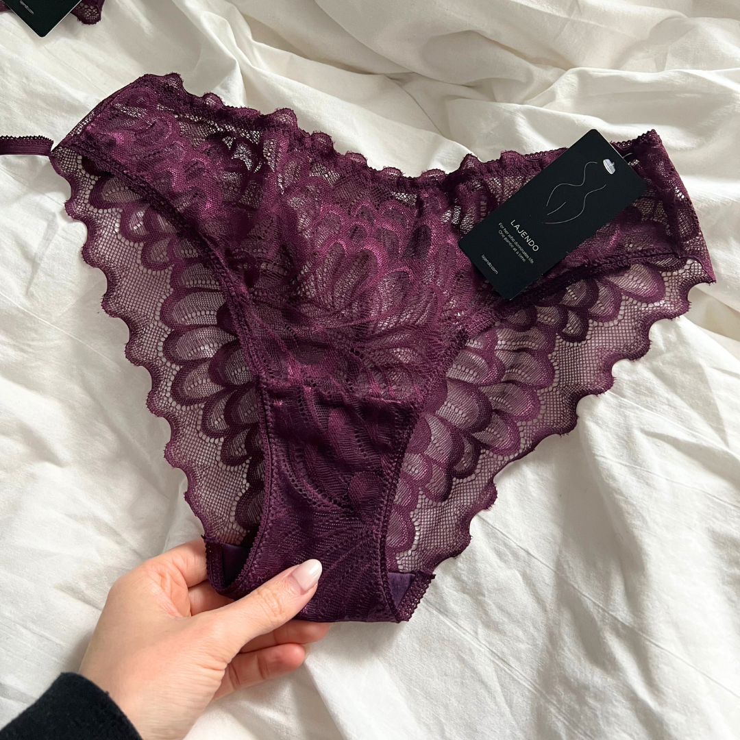 Peacock lace